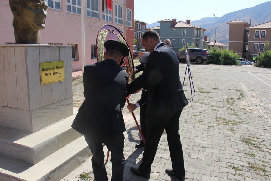 30 AĞUSTOS ZAFER BAYRAMI TÖRENLERLE KUTLANDI