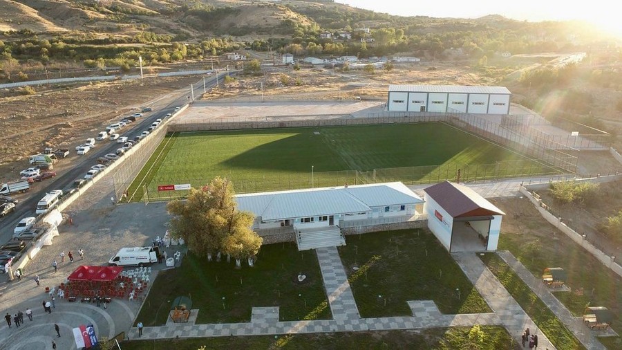 Sivrice Spor Kompleksinin Açılışı Yapıldı.
